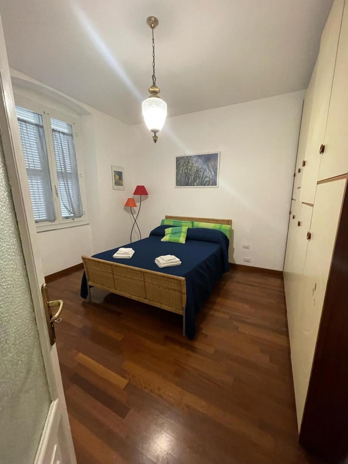 Tommy Guest House Специя Экстерьер фото